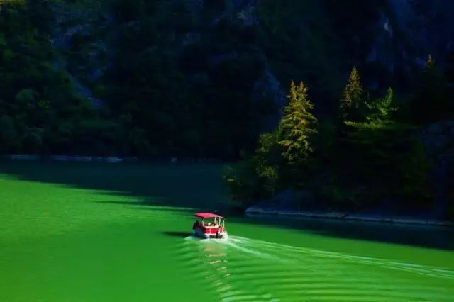 比九寨沟还漂亮的景点,比四川九寨沟更美的地方