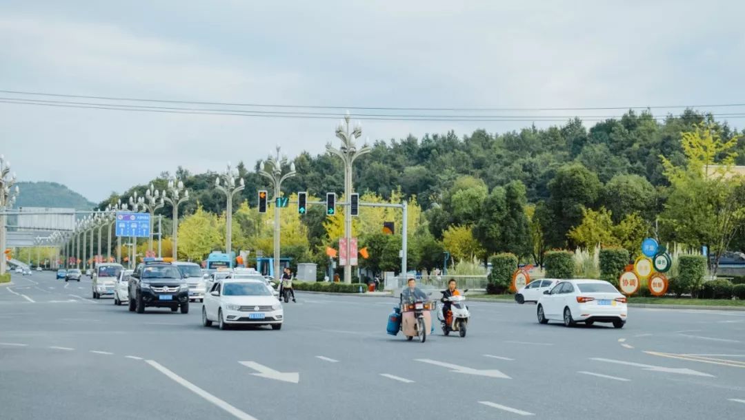 据说贵州万千大学生都集中在这里，这究竟是什么样的一个地方？