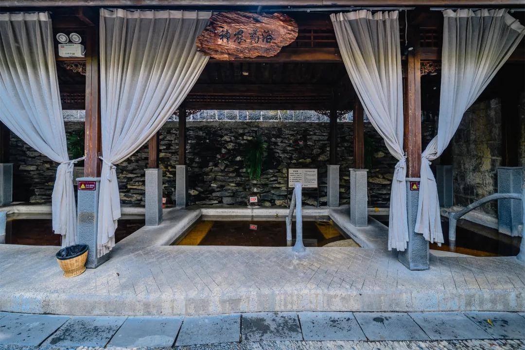 泡地热温泉应注意的问题,冬季泡温泉的正确方式你了解吗