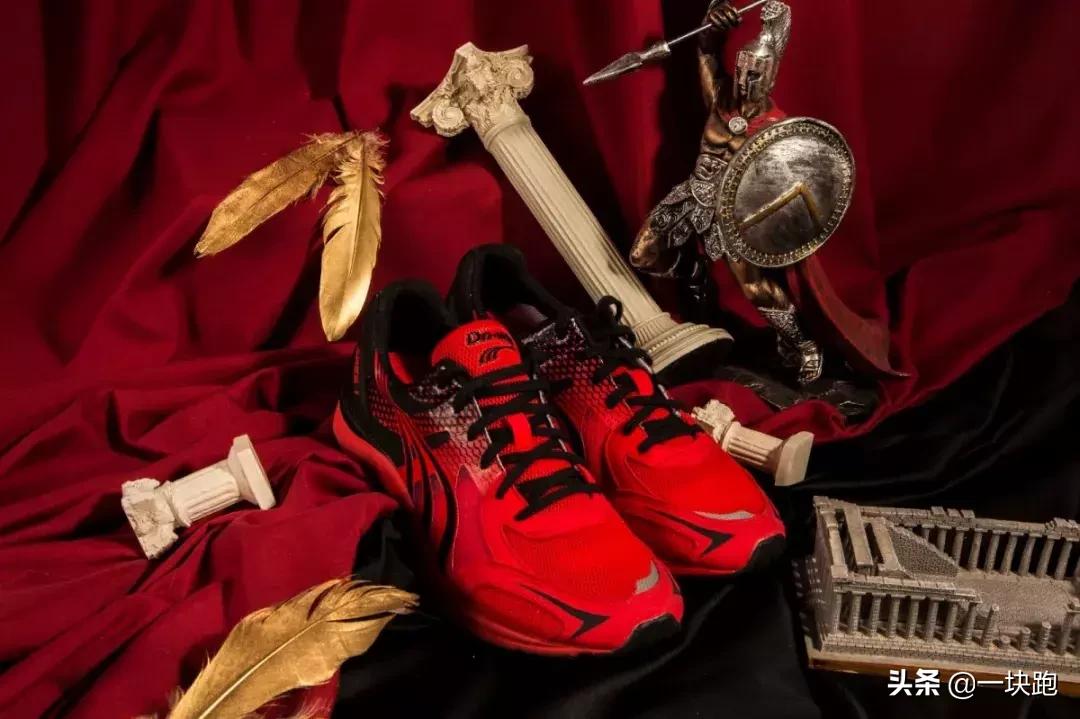 多威战神三是什么跑鞋,跑步鞋多威战神3代