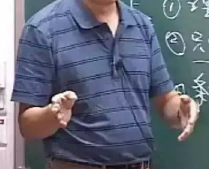 谁的学生时代没有遗憾,谁的学生时代没遇到过几个老师