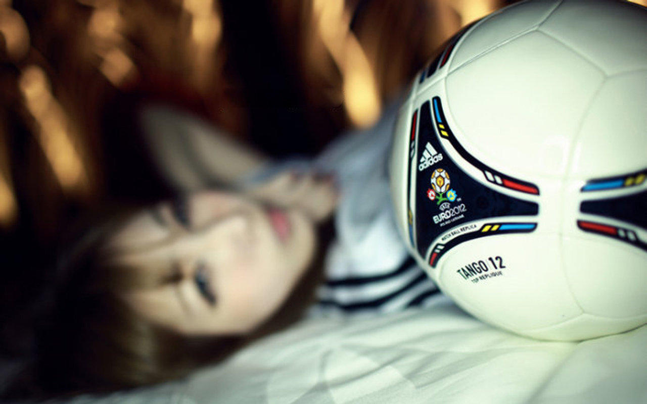 美女足球宝贝招募,美女足球宝贝舞蹈排名