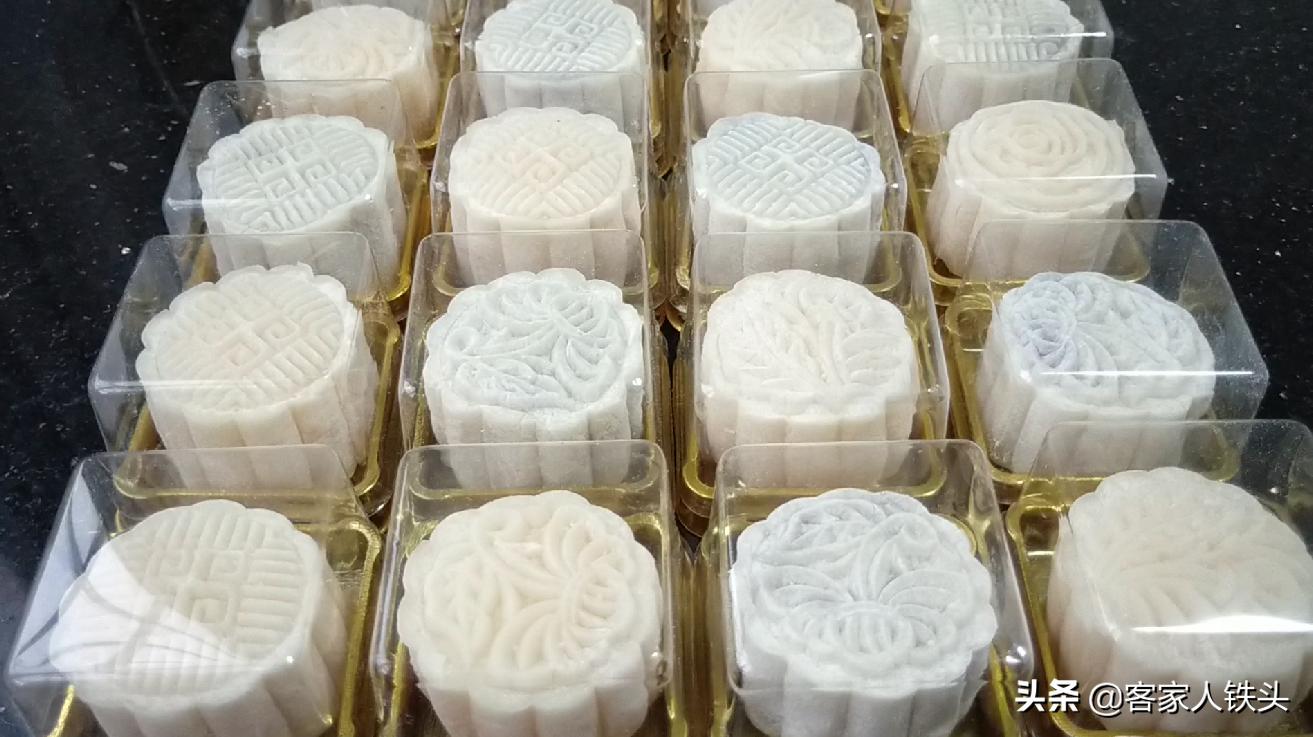 中秋节礼物自己做冰皮月饼,中秋节做冰皮月饼视频
