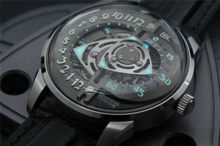 3万左右的霸气男表,3到4万左右男表