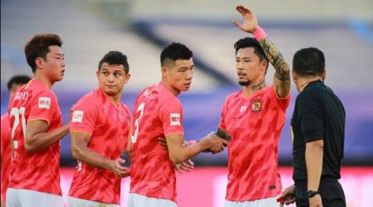 卡帅谈恒大新老交替,广州恒大卡帅出席赛前发布会