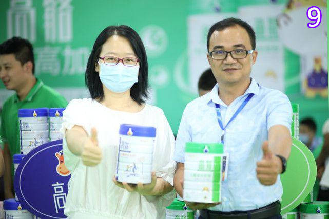 首冠智库：一件代发背后的商业情绪逻辑