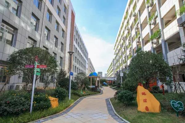 南昌小学学费便宜,小学学费为什么这么贵