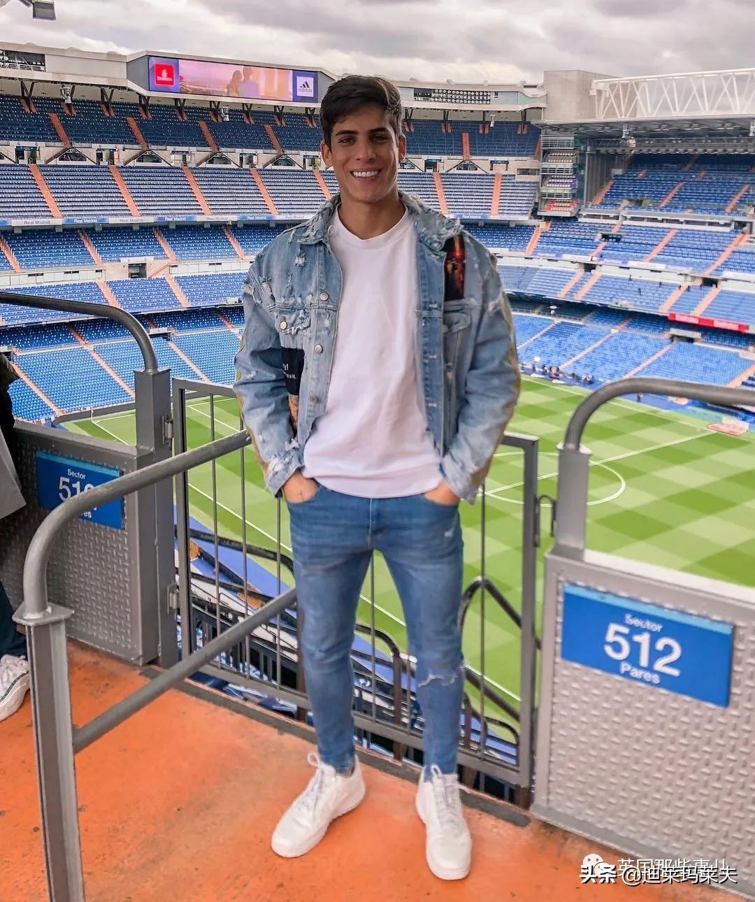 内马尔老妈的对象,内马尔52岁老妈图片