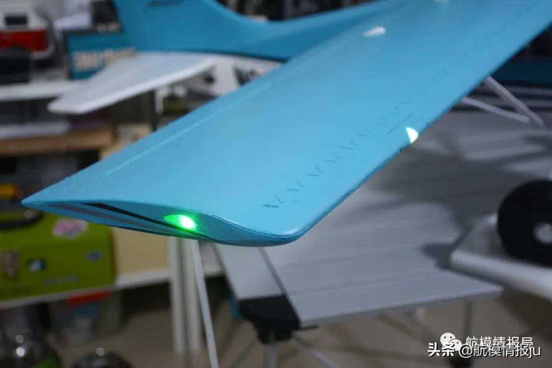 航模遥控飞机测试,莫尔航模开箱