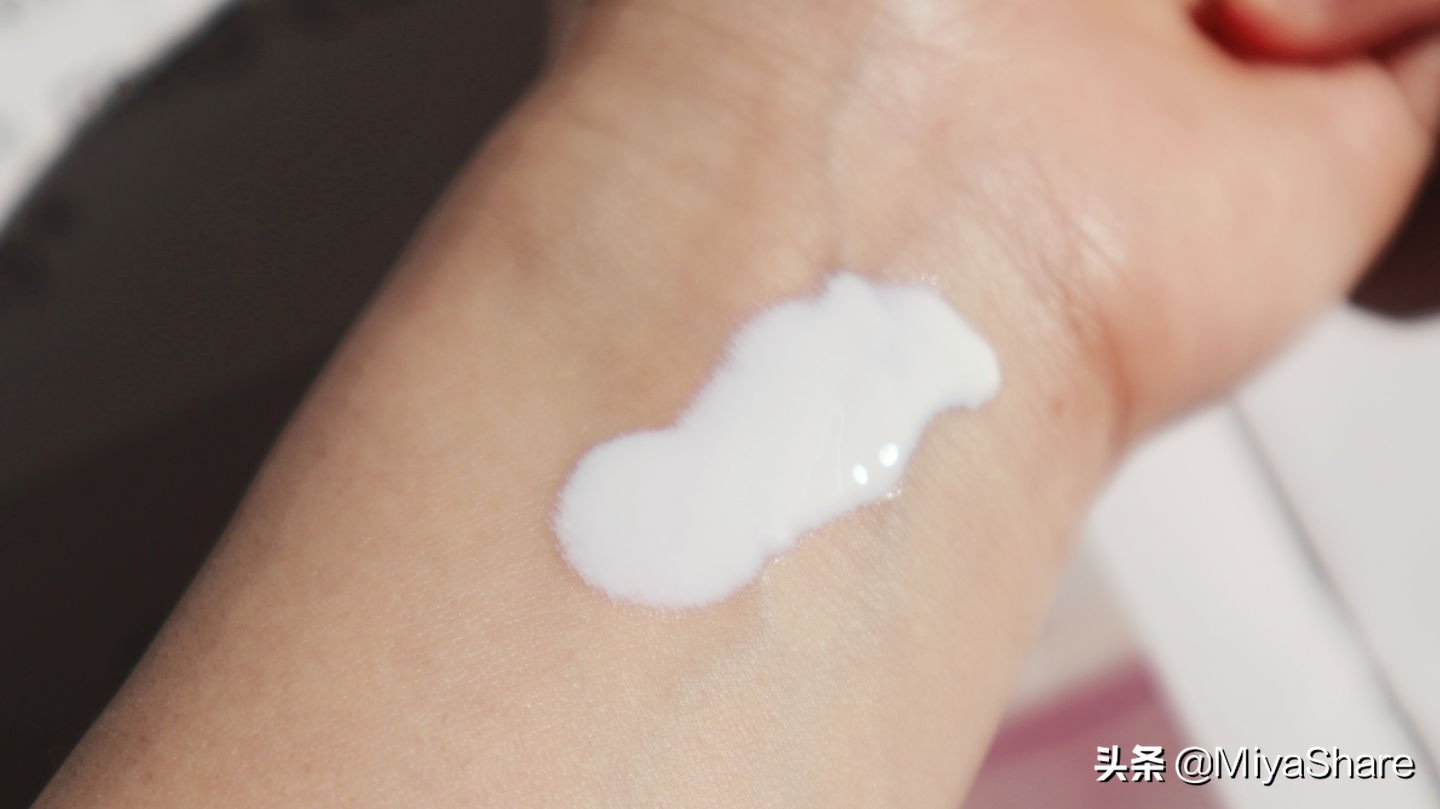 isdin怡思丁水感防晒霜30ml,isdin防晒霜和兰蔻防晒霜哪个好