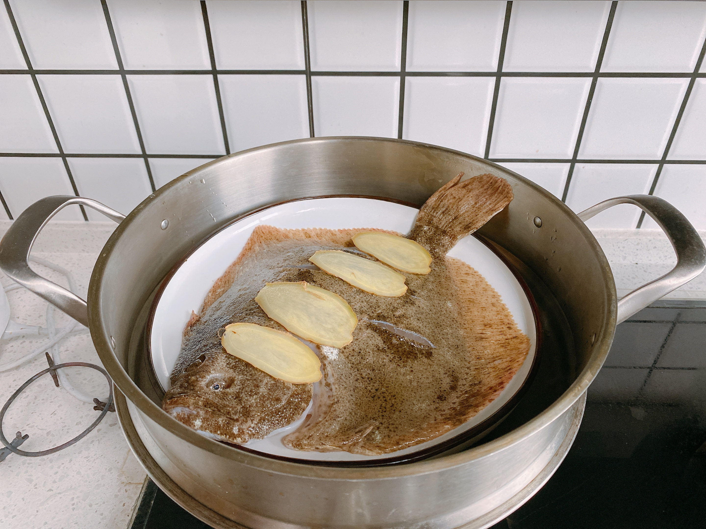 清蒸多宝鱼的正确做法,年夜饭15道硬菜清蒸多宝鱼