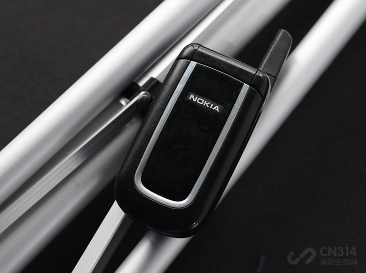 诺基亚2系列的手机,诺基亚2代