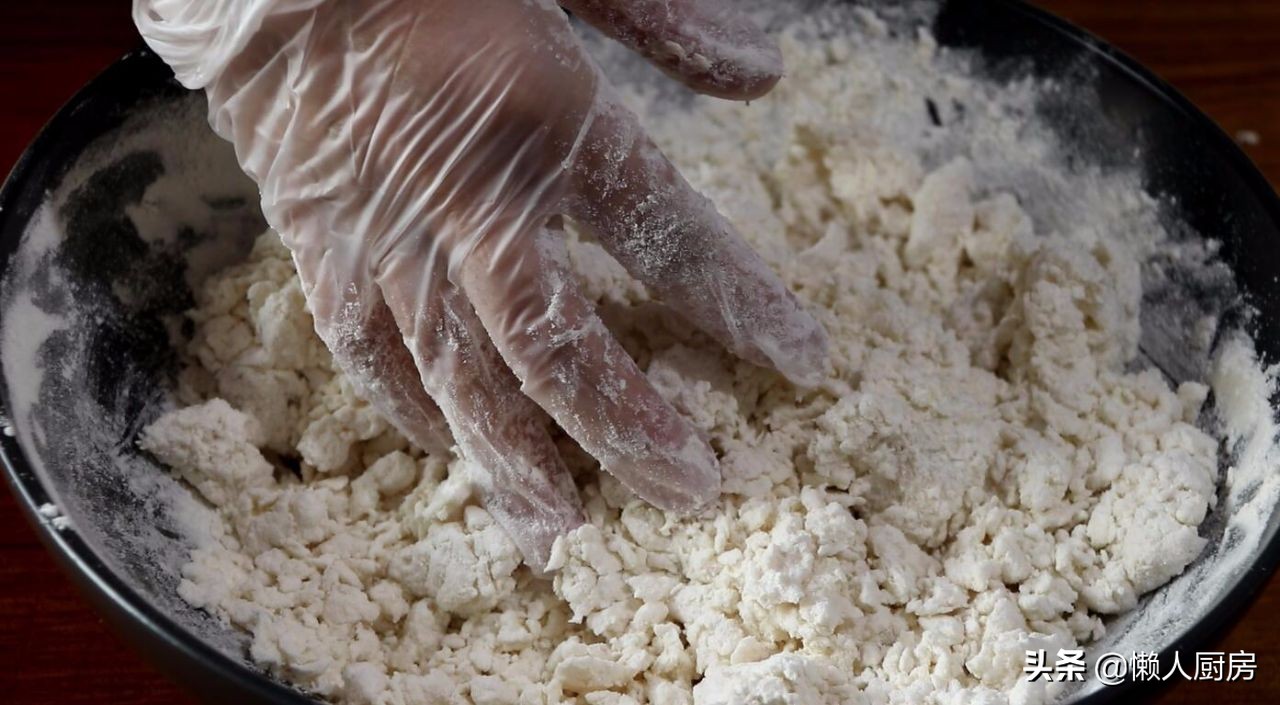 最简单的薄饼皮做法,薄饼的做法用什么面粉