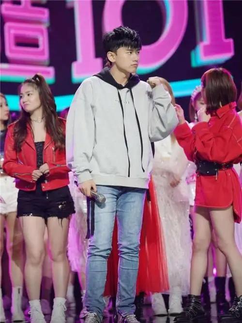 谢娜和张杰之间的趣事,谢娜和张杰的爱情故事如何展开的