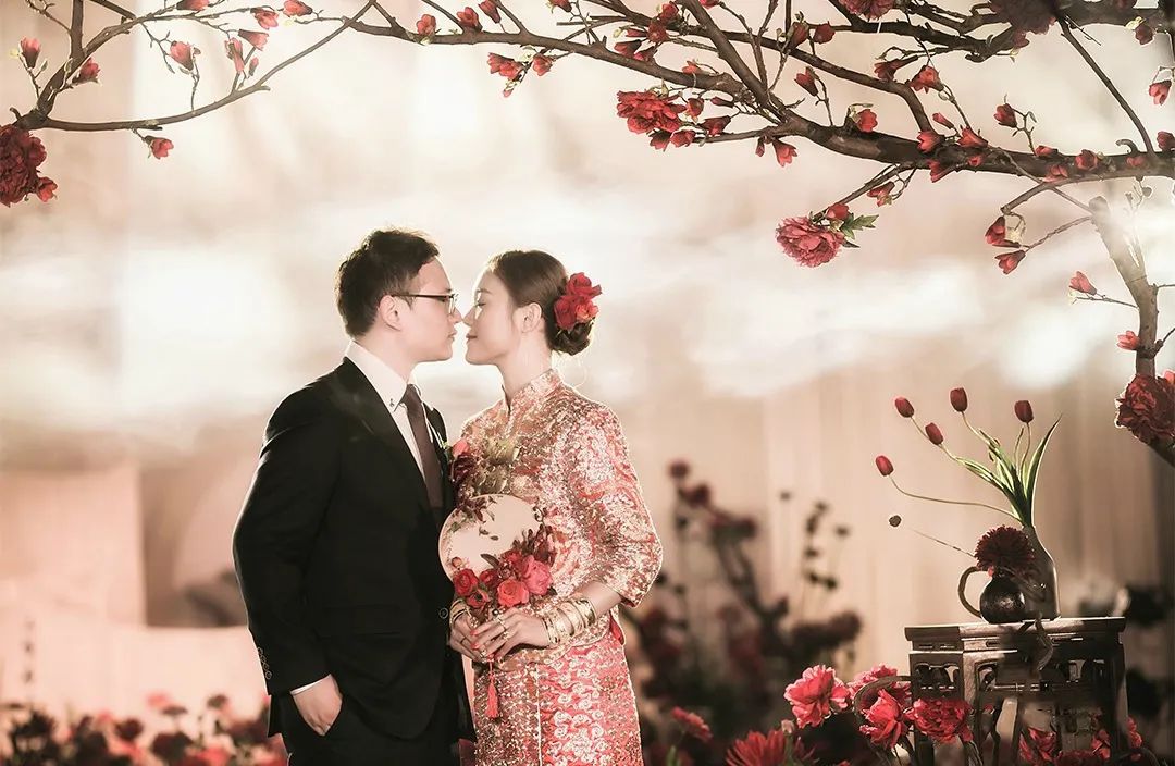 实用婚礼当天超全流程时间表,婚礼当天迎亲的流程和步骤