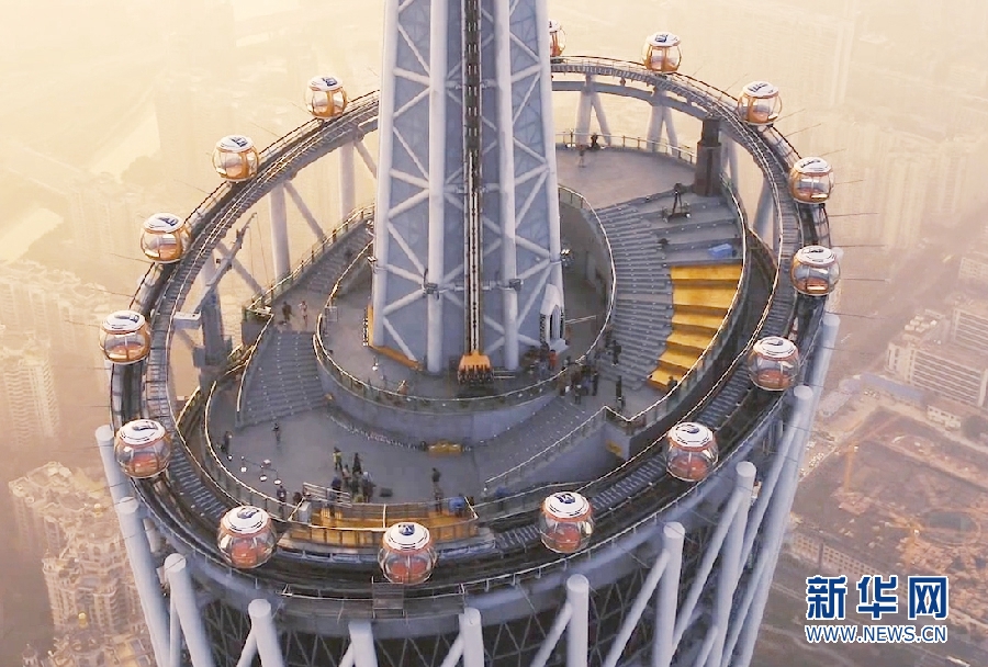 广州塔摩天轮第一视角带大家体验,深圳之光摩天轮和广州塔摩天轮