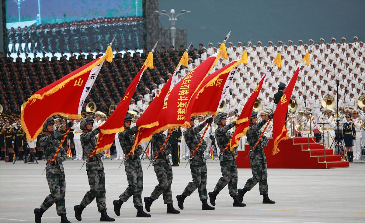 女大学生当兵的条件和要求2021年,2023年大学生当兵的优势