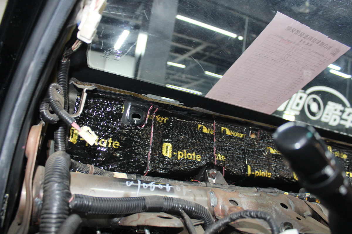 丰田皇冠2018款隔音什么水平,丰田皇冠隔音实测