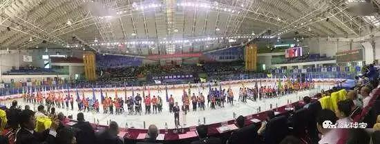 为什么打冰球,打冰球一年需要多少钱