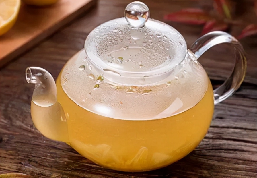 喝蜂蜜水是用开水还是温水冲泡,蜂蜜水用开水泡还是温水泡比较好