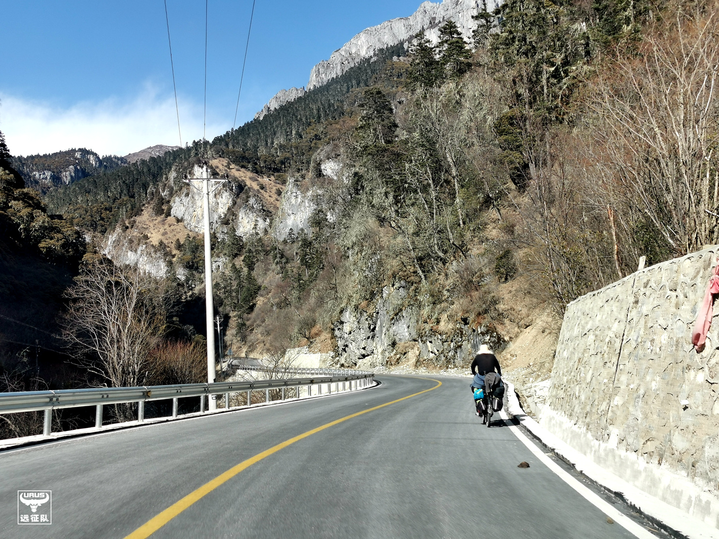 稻城亚丁至玛娜茶金如何走,四川木里县到玛娜茶金自驾