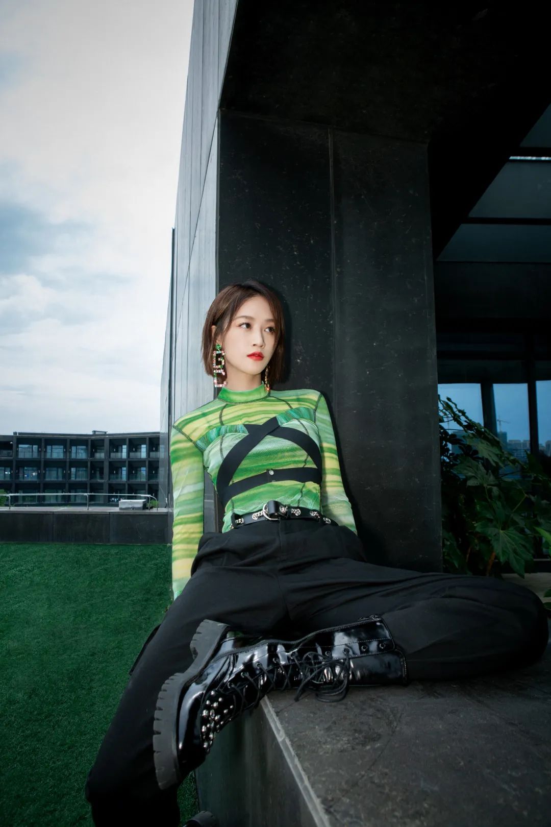 秋冬马丁靴显高显瘦穿搭技巧,短腿粗腿穿马丁靴