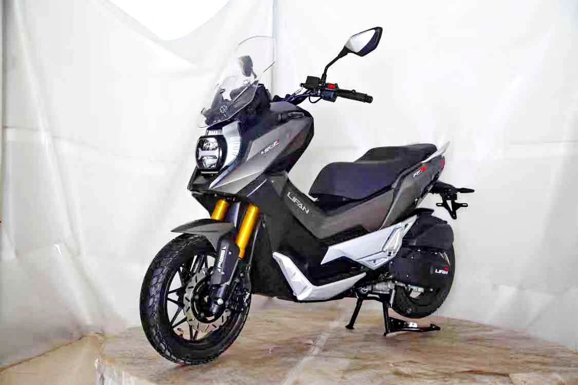 力帆在泰国展示全新的KPV150越野踏板