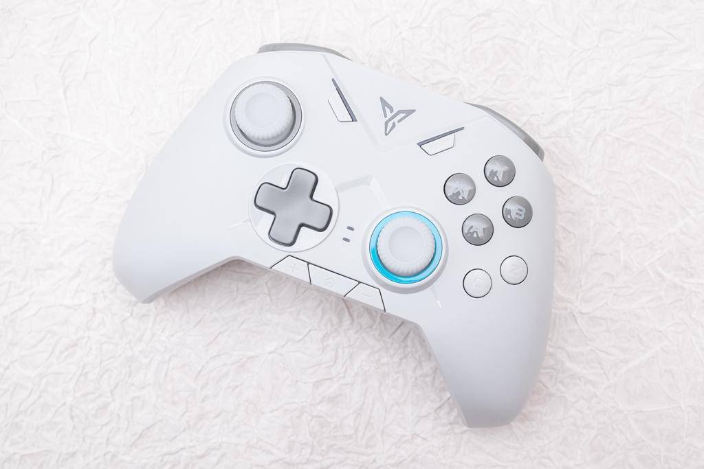 飞智黑武士2无线游戏手柄,飞智黑武士2多模板全面测评