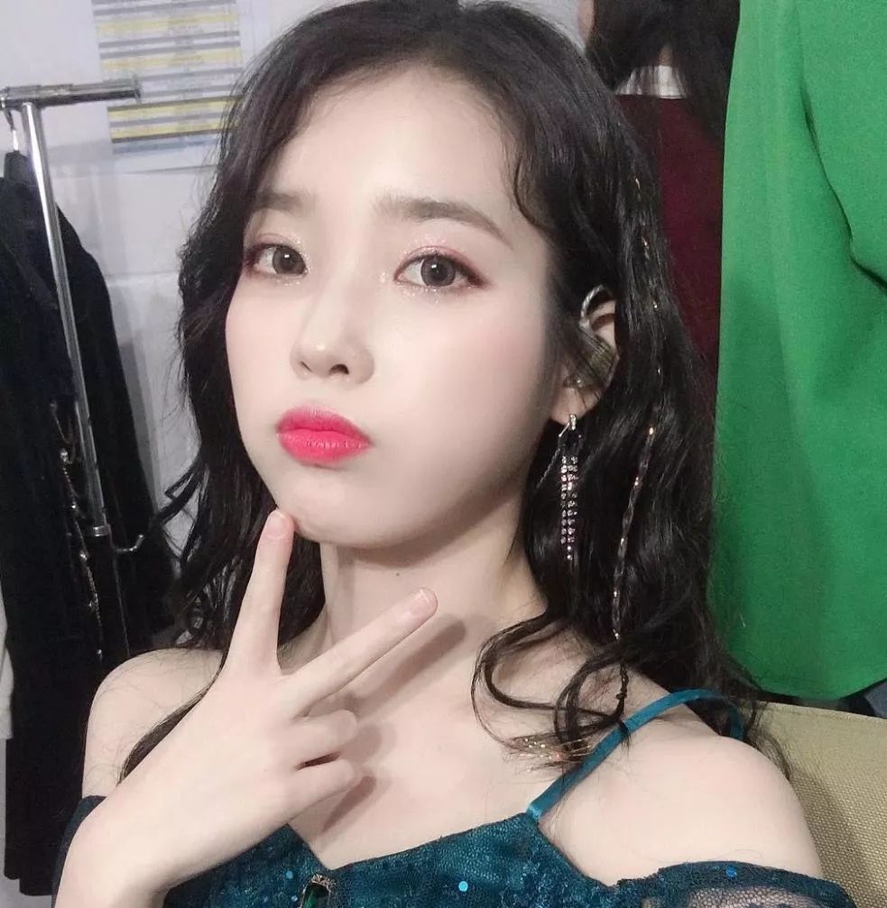 在家怎么自己弄羊毛卷,快速做羊毛卷