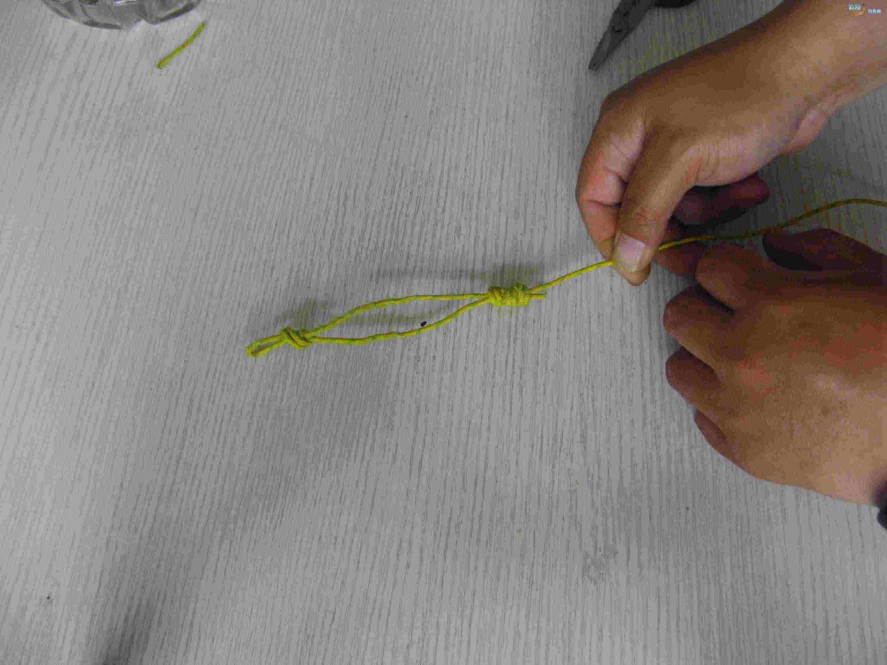 鱼竿马蹄结打结方法,鱼竿马蹄环怎么解