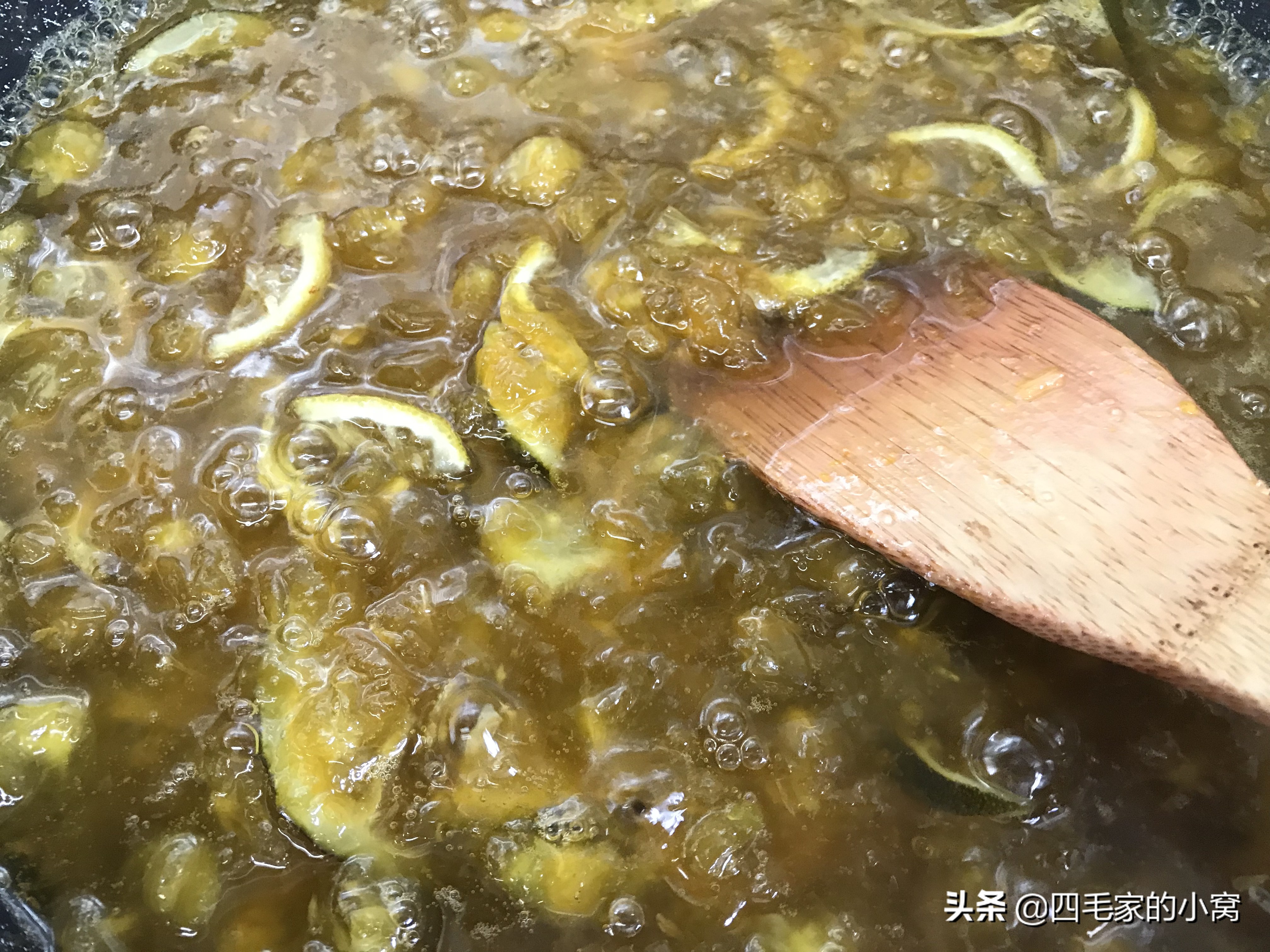 水果奢侈吃法，用自制零添加大果粒水果酱，制作爆款夏季清凉沁饮