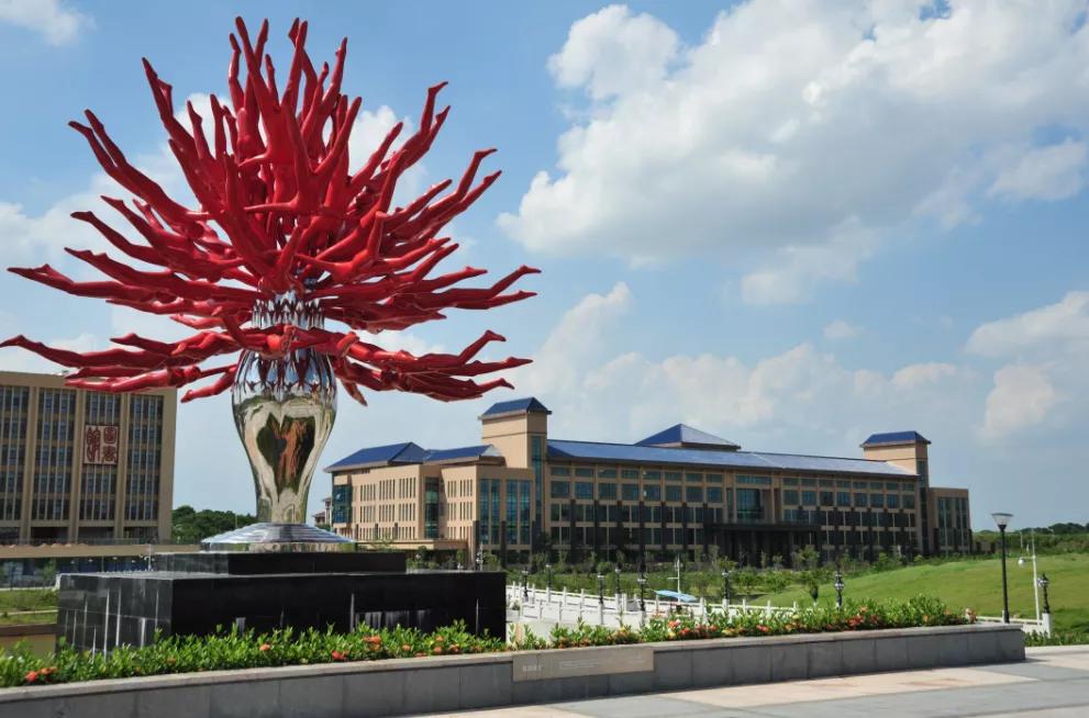 广东211大学名单暨南大学,港澳台暨南大学本科录取分数