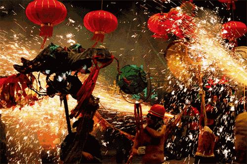 汤圆月圆人团圆下一句,月圆汤圆人更圆视频