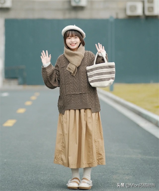 冬日露腿氛围感穿搭,不露脚踝不露腿的穿搭技巧