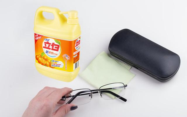 控制型眼镜有划痕可以修复吗,真正修复眼镜划痕