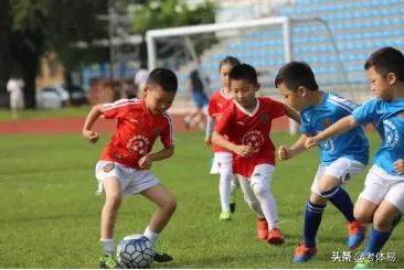 小小年纪练出腹肌还能长高吗,小小年纪怎么练出腹肌