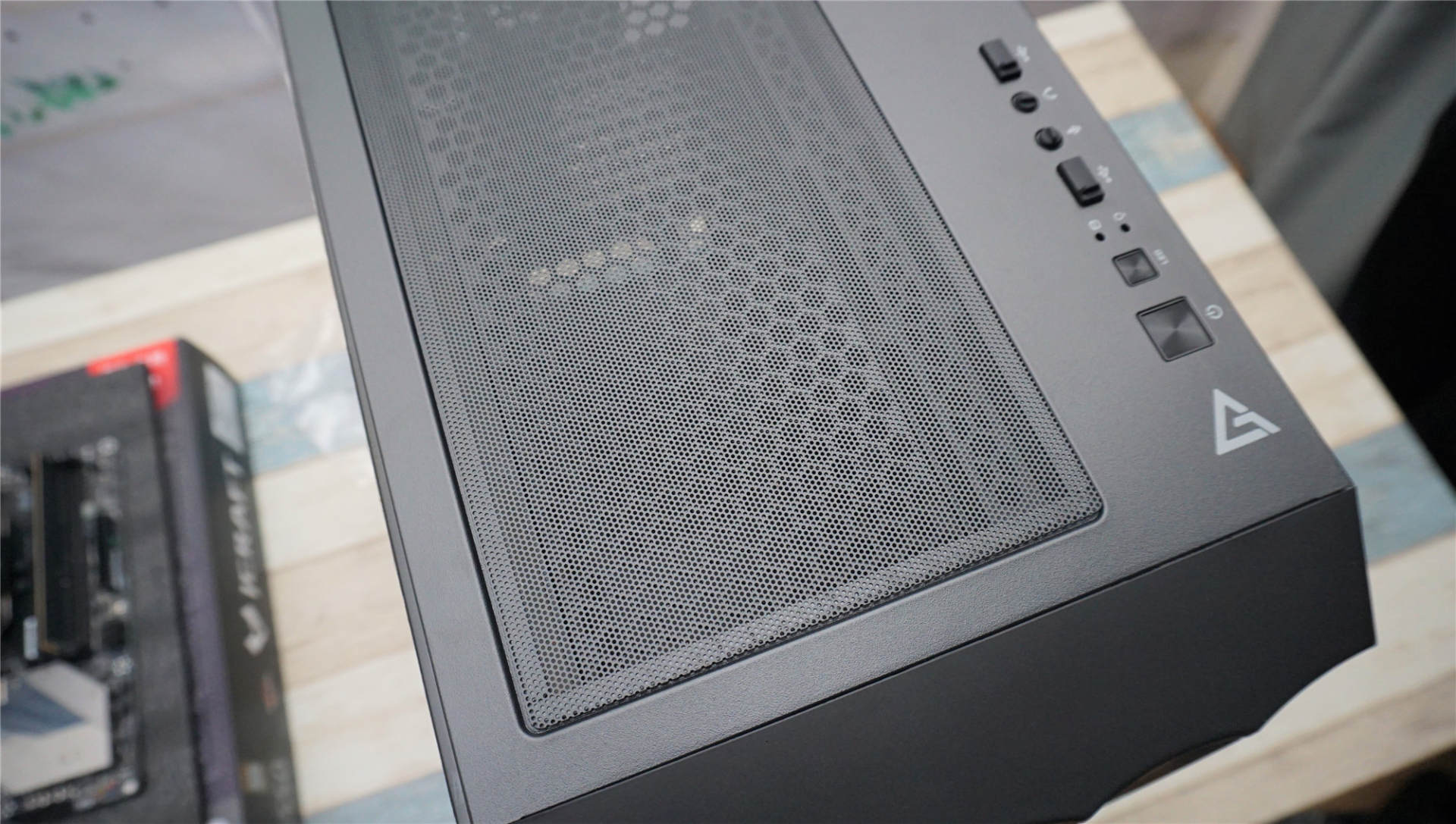 机箱安钛克风行者,安钛克ne750电源配什么机箱