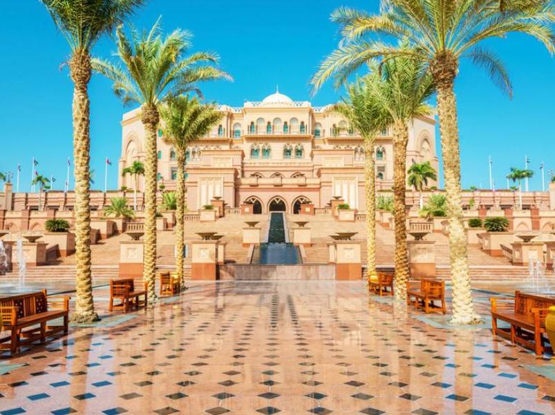 全球唯一八星级酒店耗费200亿打造,全球唯一的8星级酒店占地25万平米