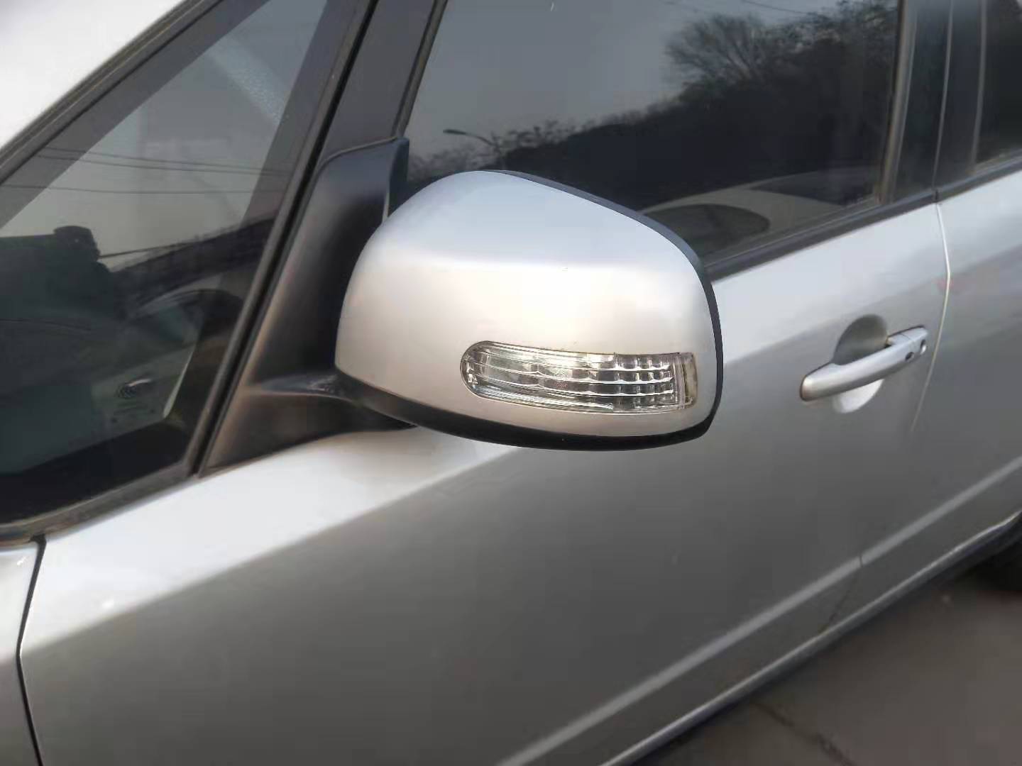 2万能买哪年铃木天语sx4,铃木天语sx4高配和低配区别在哪里