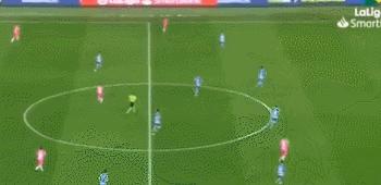 伊涅斯塔寄语佩德里,佩德里分析