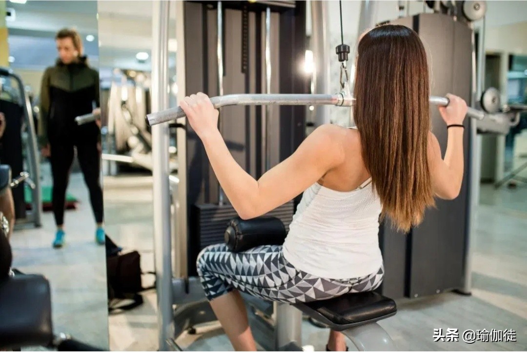 背阔肌能让身体变宽吗,背阔肌疼痛一招缓解