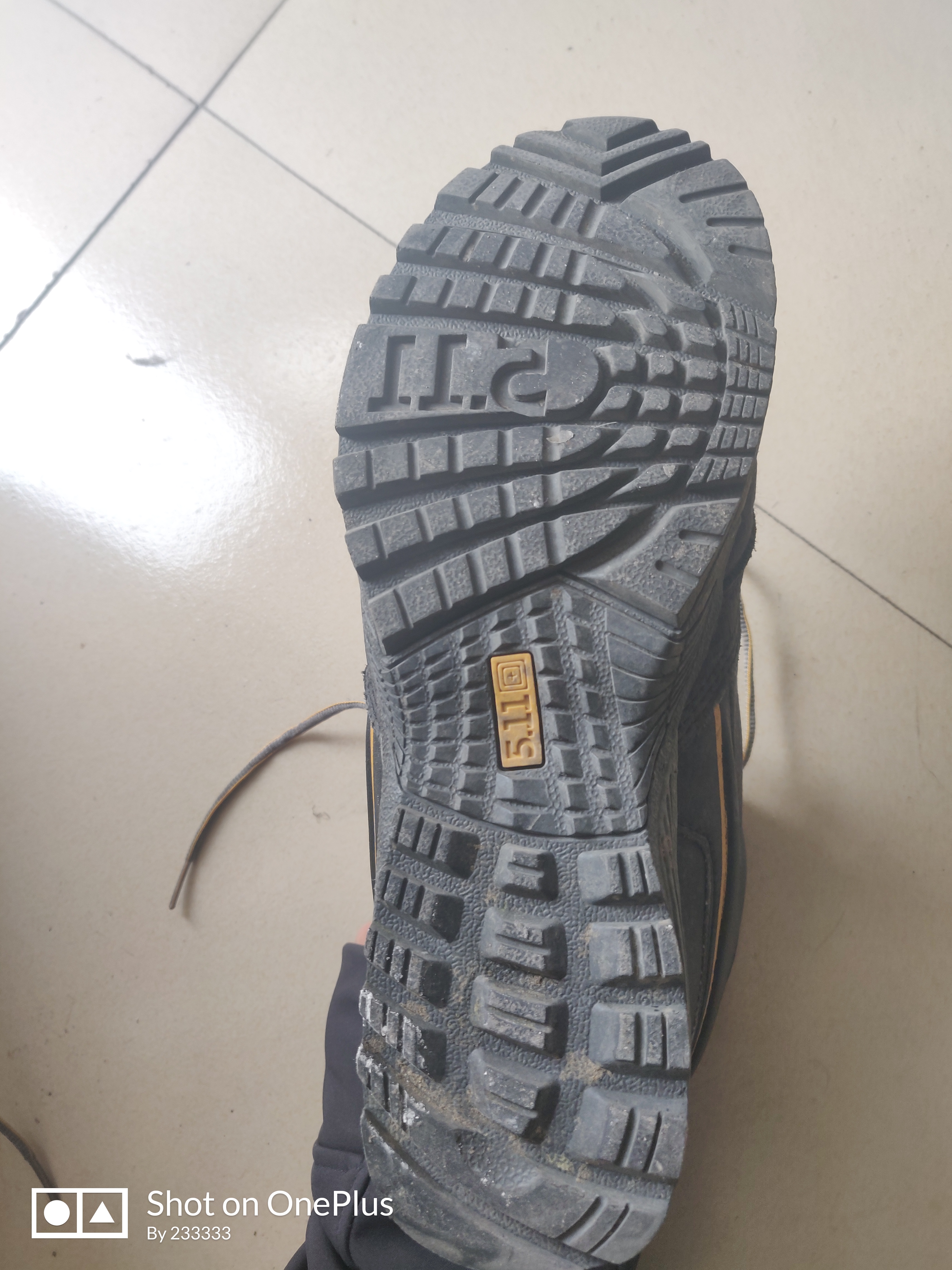 黑色战术登山靴推荐,lowa登山战术靴