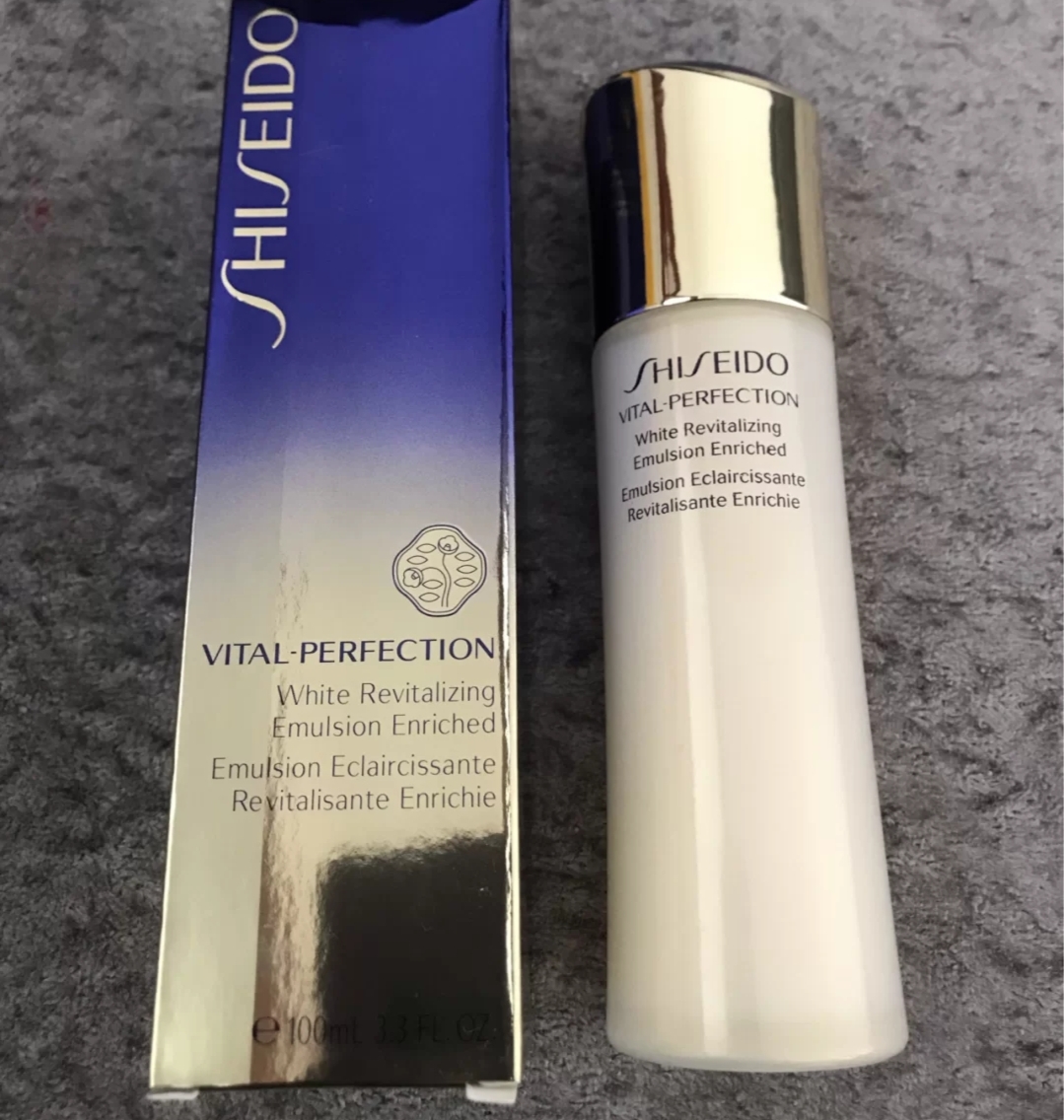 清爽不油腻改善脸黄的乳液,什么乳液可以提亮皮肤保湿