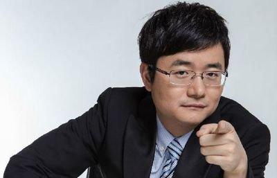 他32岁身家400亿逆袭成江西首富,曾经的落魄小伙后来成了百亿富豪