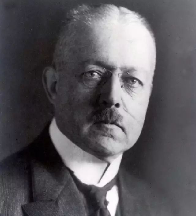 用X光脱毛、试鞋、选美，那些玩X光的勇士最后都怎样了？