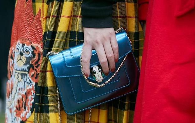 bvlgari包真假查询,bvlgari鉴定真假直播间