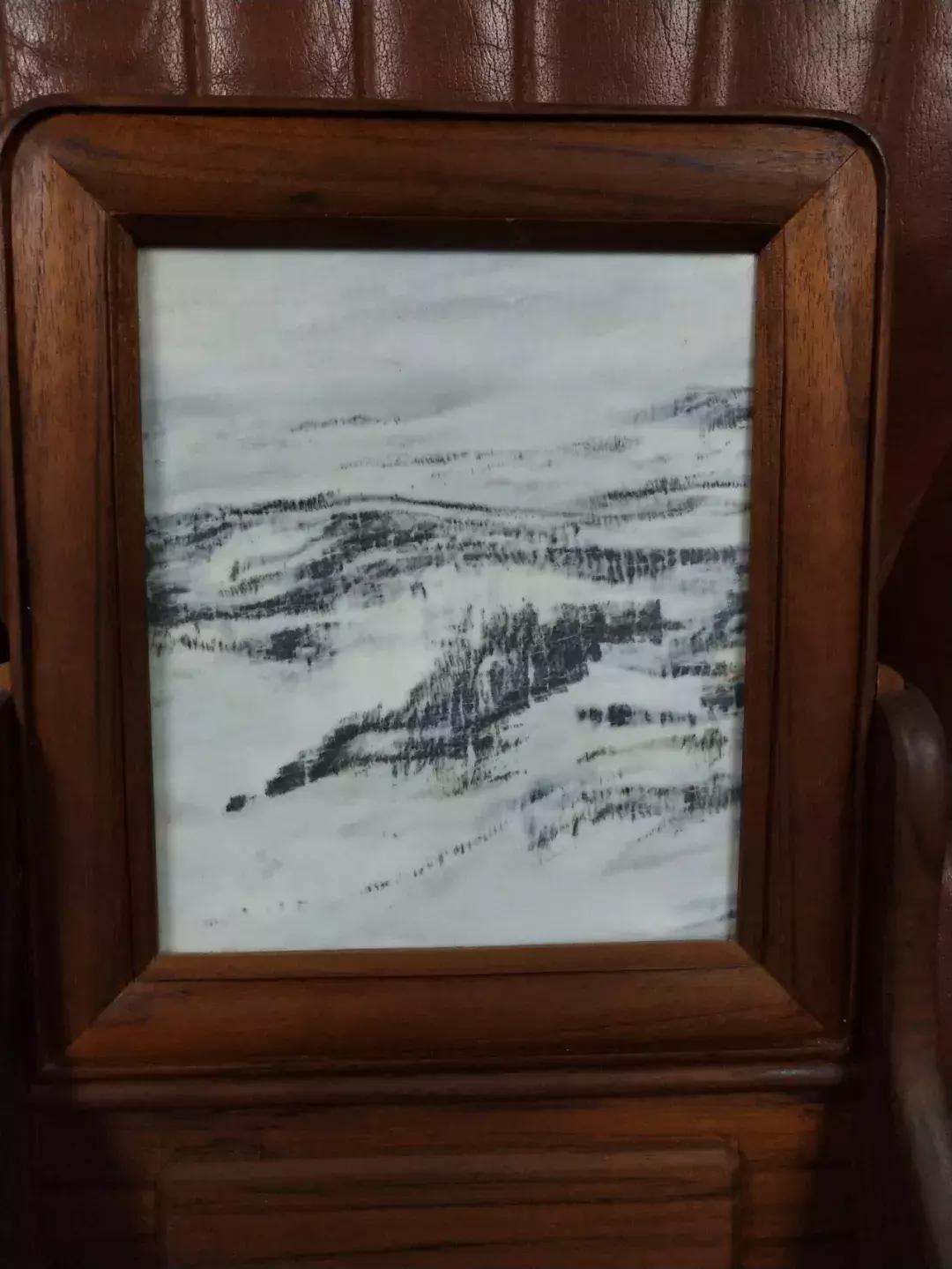 昆明第七届国际赏石展元旦启幕—黄龙玉水草花玉壶喜获金奖