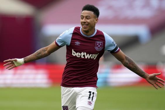 林加德梅开二度,林加德破门解说