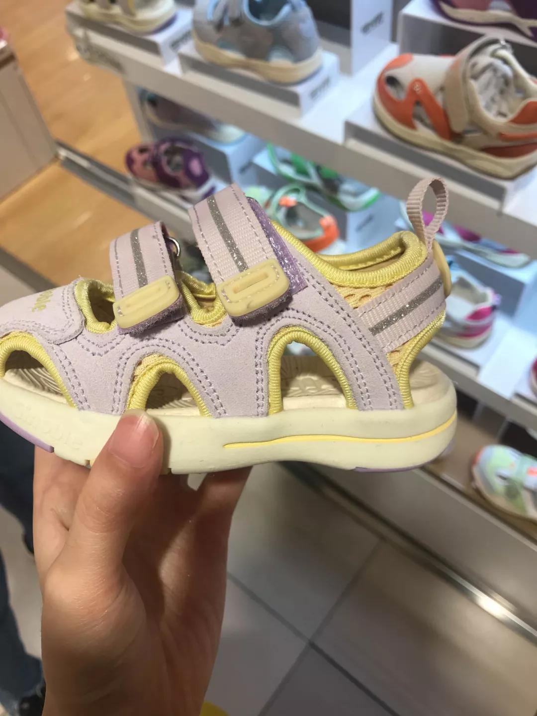 儿童凉鞋什么材质耐穿又好看,儿童凉鞋怎么推荐