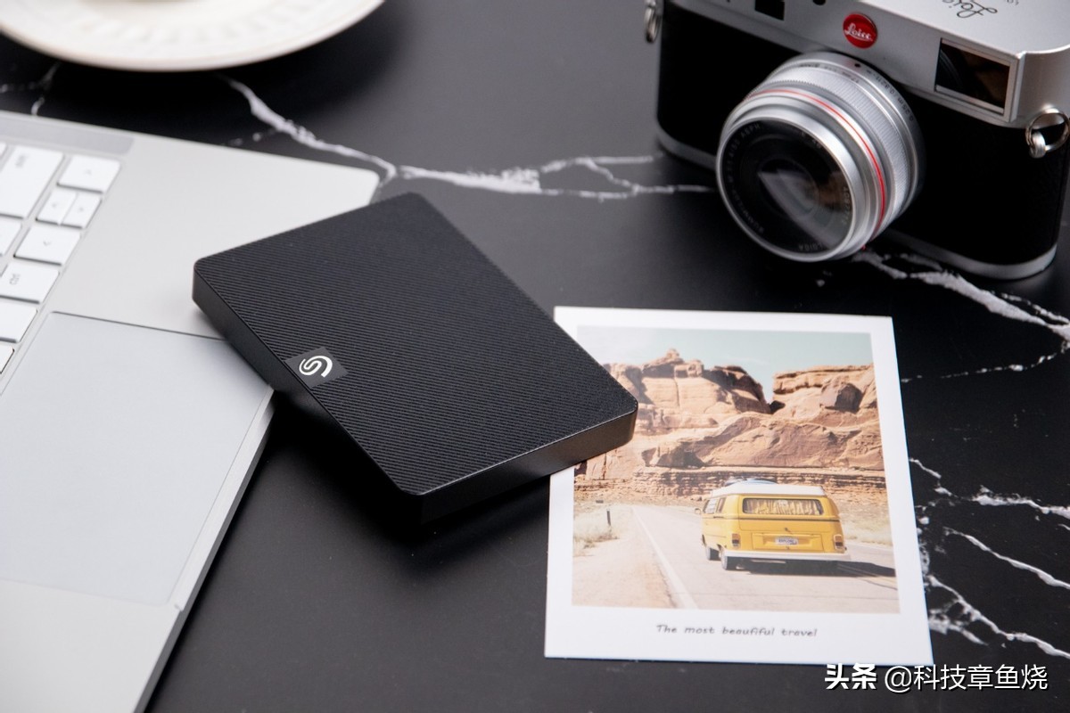 希捷移动硬盘睿易和简系列哪个好,希捷硬盘睿翼系列和铭系列哪个好